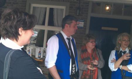 images/images/fotos/Oirschotse_uitbloasmiddag2012/485483_346522095385457_100000830089586_858916_48825932_n.jpg
