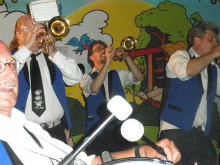 images/images/fotos/bierfeesten2012/319395_2962772368019_182261155_n.jpg