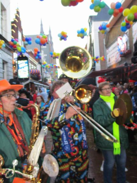 images/images/fotos/carnaval2018/27971681_1701041113274759_3988278872119341198_n.jpg