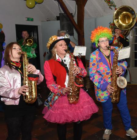 images/images/fotos/carnaval2019/155178602051188700_resized.jpg