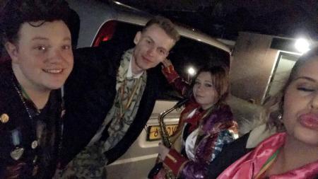images/images/fotos/carnaval2019/IMG-20190306-WA0205.jpg