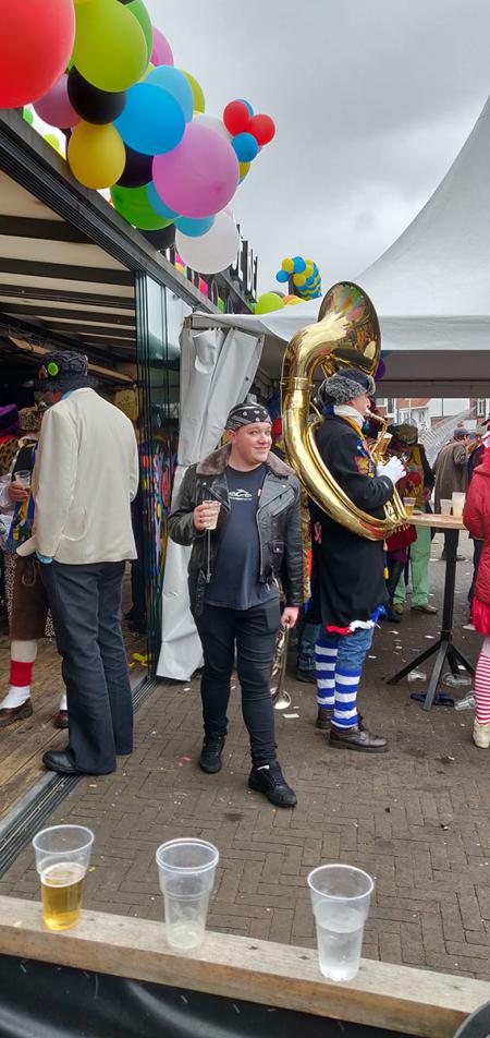 images/images/fotos/carnaval2019/IMG_20190302_135418.jpg