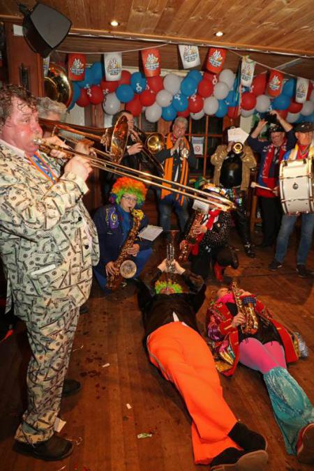images/images/fotos/carnaval2020/85240385_2971264362919088_8589174163745275904_n.jpg