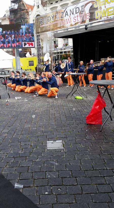 images/images/fotos/jeroen-bosch-dweilfestival2015/11951967_1040463955992146_3817729468698140345_n.jpg