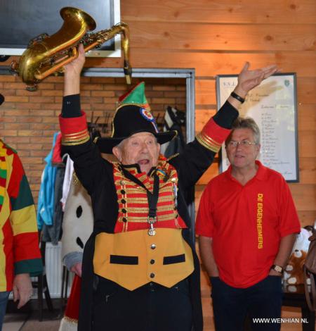 images/images/fotos/kleintje-carnaval2014/Foto650-6LBMUBGT.jpg