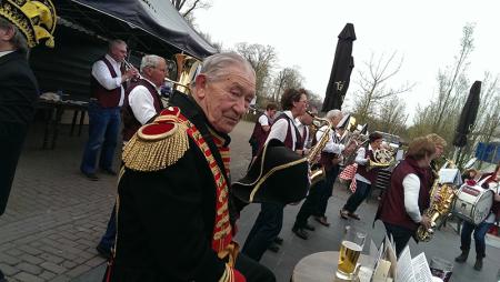 images/images/fotos/oirschotse-bloasmiddag2014/2014-03-30 17.51.04.jpg