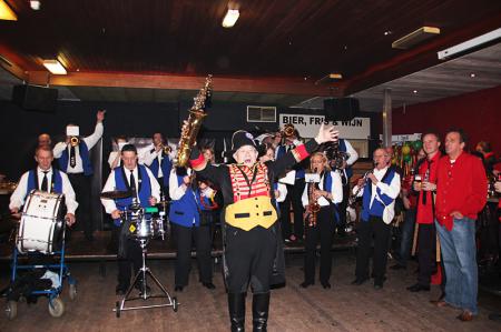 images/images/fotos/skonoirverdovendfestival2012/IMG_0384.JPG