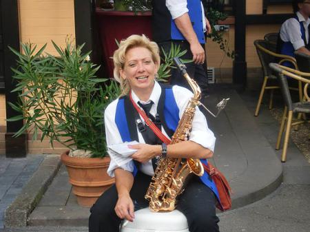 images/images/fotos/wijnfeesten2013/1237903_585295054849376_1825643929_n.jpg