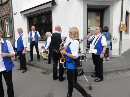 images/images/fotos/wijnfeesten2014/10428147_891127990915489_5233981540076388602_o.jpg