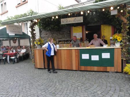 images/images/fotos/wijnfeesten2014/10628833_891126670915621_2708459516813496535_o.jpg