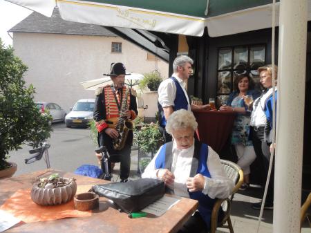 images/images/fotos/wijnfeesten2014/10633316_891126300915658_2911036132039698907_o.jpg