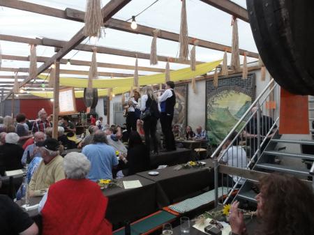 images/images/fotos/wijnfeesten2014/10633327_891127180915570_5466418097952543377_o.jpg