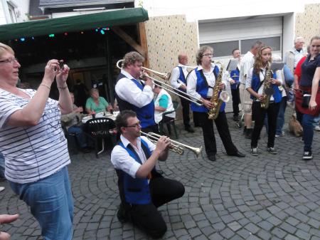 images/images/fotos/wijnfeesten2014/10644243_891127160915572_8418917263425213816_o.jpg