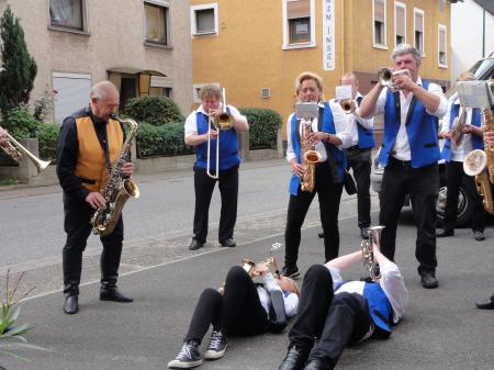 images/images/fotos/wijnfeesten2014/1898795_891128537582101_6910990752676249516_o.jpg